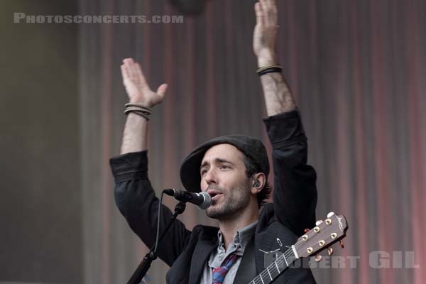 CHARLIE WINSTON - 2012-06-24 - PARIS - Hippodrome de Longchamp - Charlie Winston Gleave